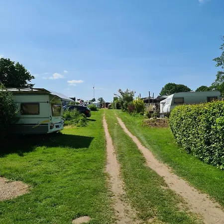 Camping Parzelle Teilweise Mit Seeblick / Schwentinenblick